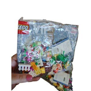 LEGO Miscellaneous: Spring Fun Vip Add-On Pack (40606)